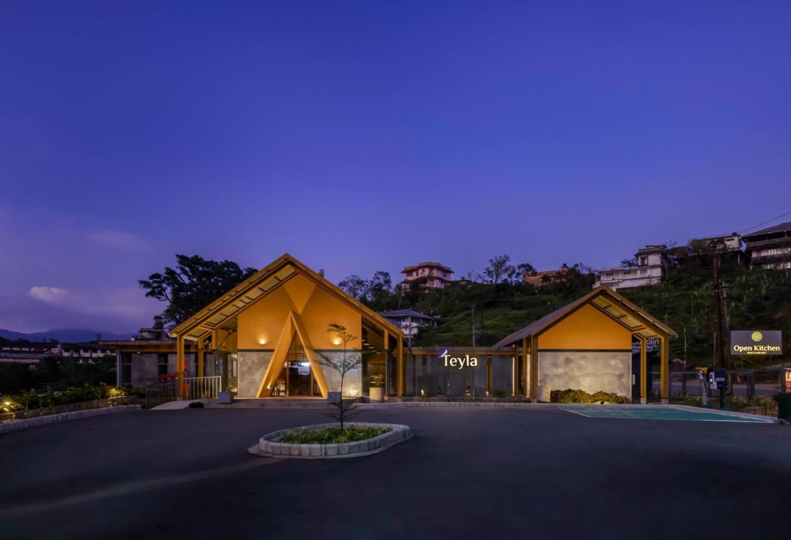 Misty Mountain Experience Hotel Pirmed Exterior photo
